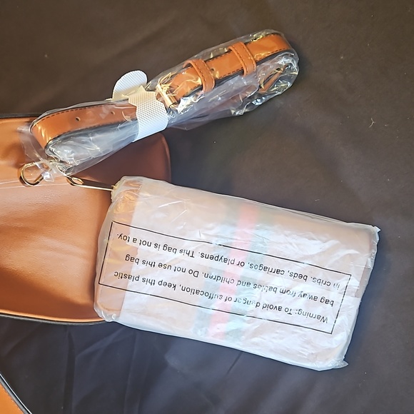 Soulfina Bee Collection Purse - Picture 3 of 7